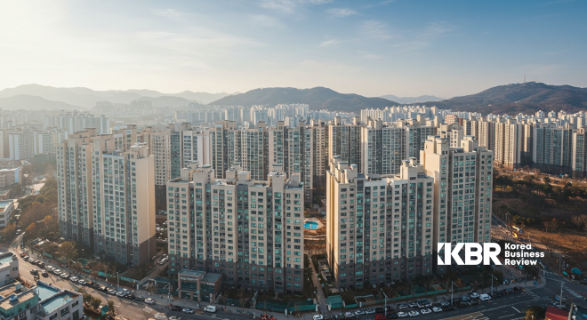 이재명 정부 첫 부동산 대책, 역대 가장 강력한 대출규제로 집값 안정 시도